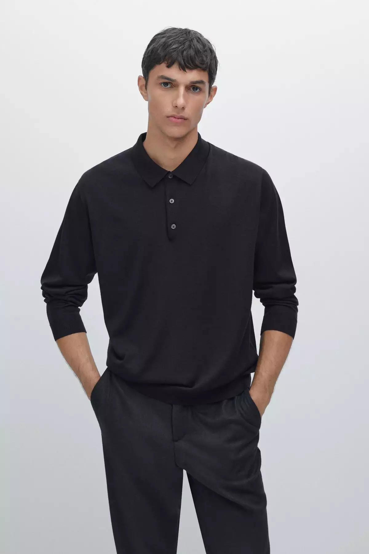 پولوشرت یقهدار بافتنی از ۱۰۰٪ پشم مریدینوس برند Massimo Dutti - 975179549