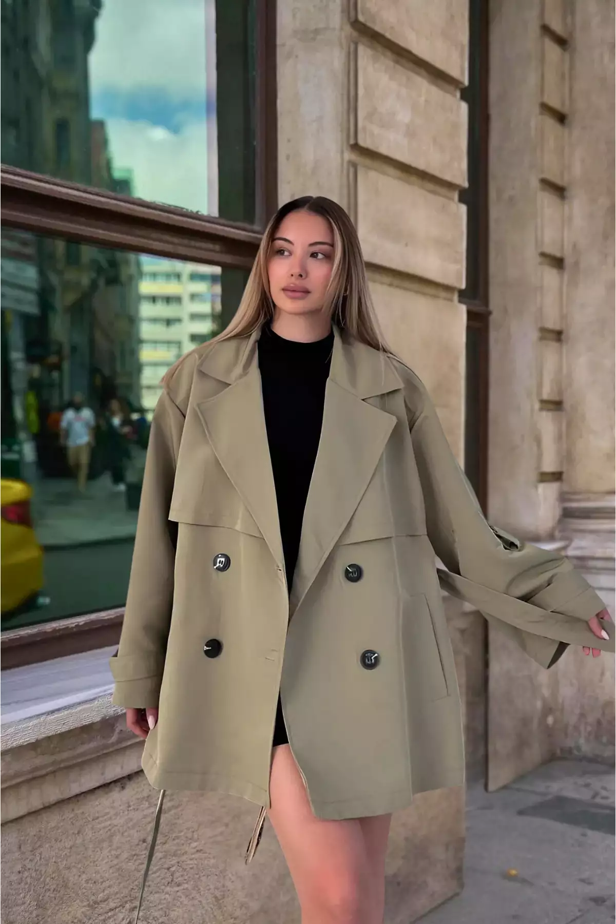 کت کوتاه زنانه به رنگ خاکی، با کمربند و مدل ترنجکو. برند Modark - 981976293
