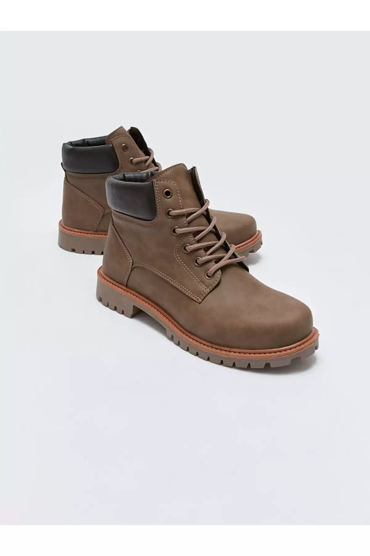 چکمه مردانه با ظاهر چرم و بند دار برند LC Waikiki - 762533546