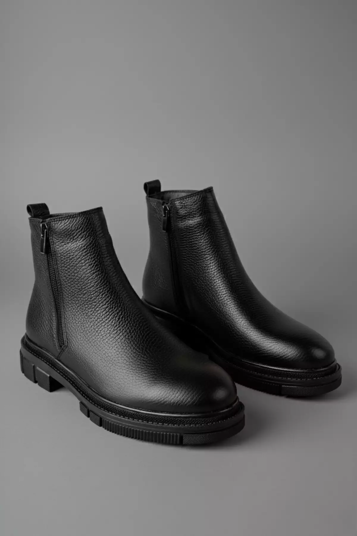 بوت پاییزی مردانه چلسی با چرم طبیعی و دو زیپ برند Muggo - 1000805671