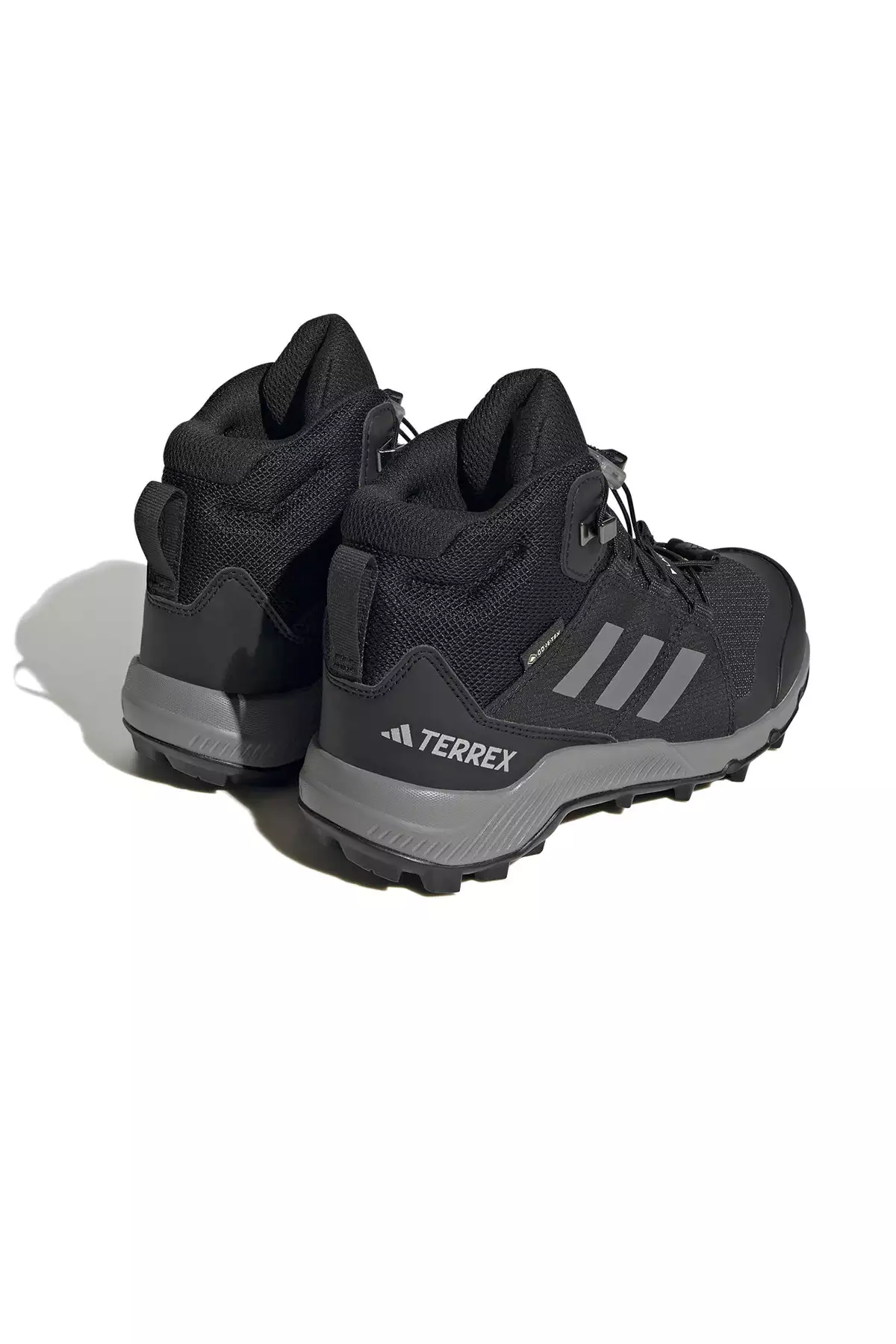 کفش بوت کوهنوردی Terrex Mid Gtx K برای جوانان مدل IF7522 رنگ سیاه برند adidas - 987933792