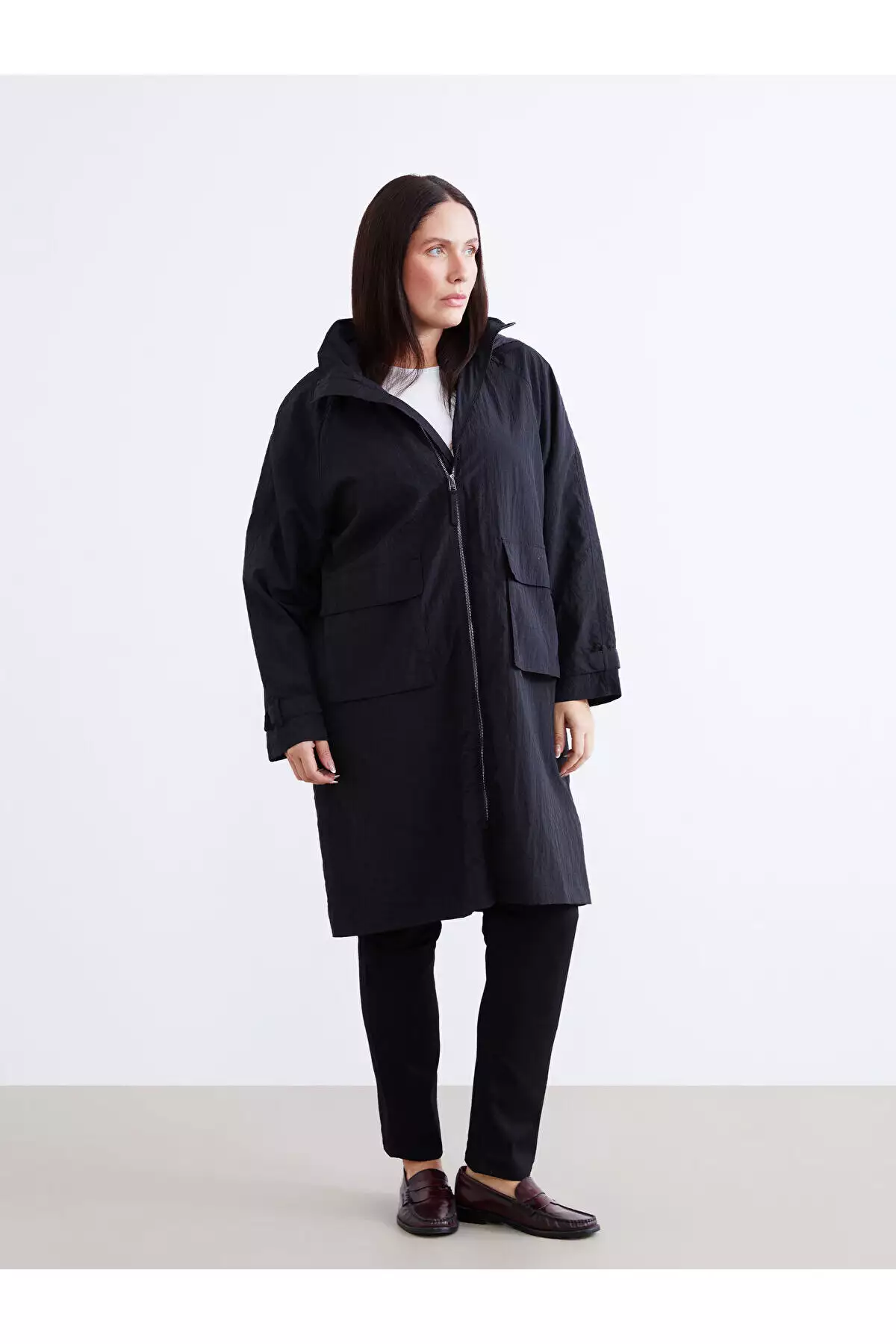 بارانی زنانه کلاهدار مشکی برند LC Waikiki - 982327736