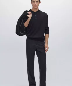 پولوشرت یقهدار بافتنی از ۱۰۰٪ پشم مریدینوس برند Massimo Dutti - 975179549