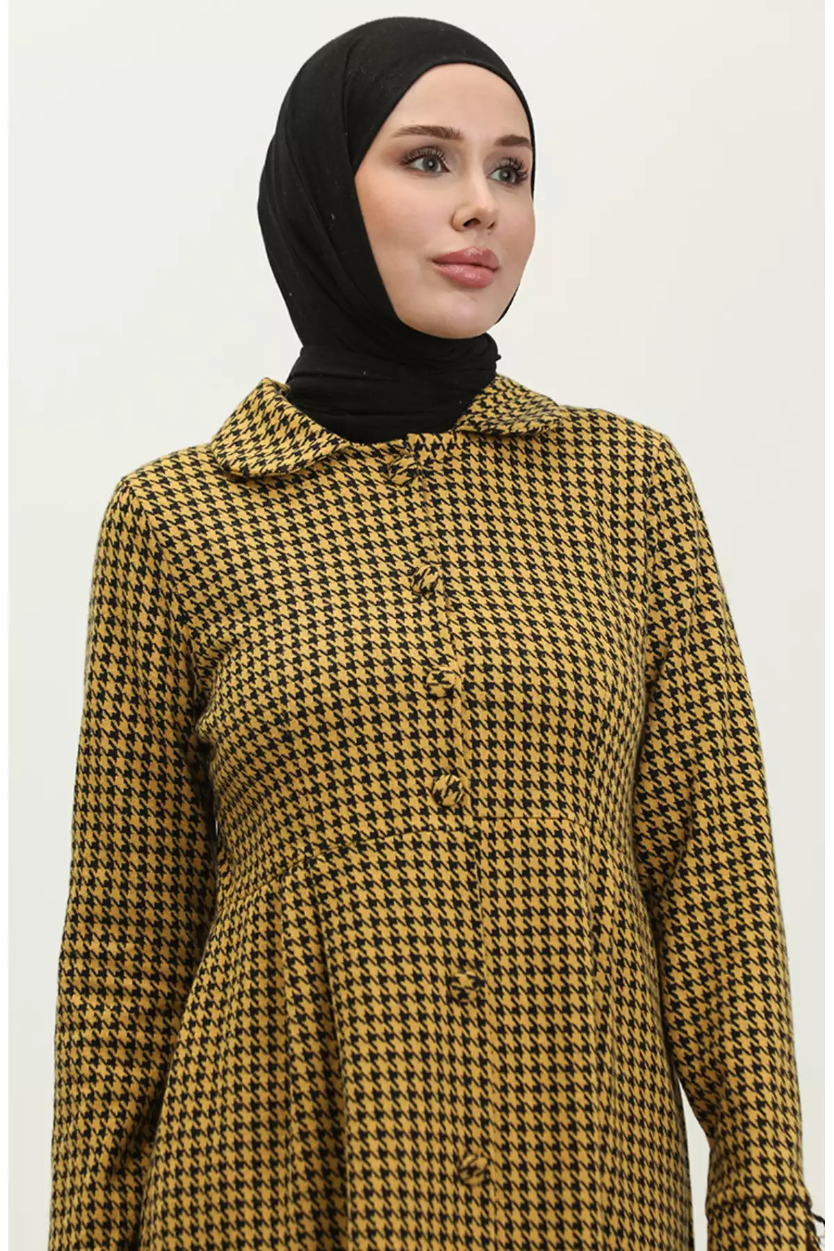کاپ دکمهدار طرح کهنهسازی 1981-02 به رنگ زعفرانی برند sefamerve - 833440051