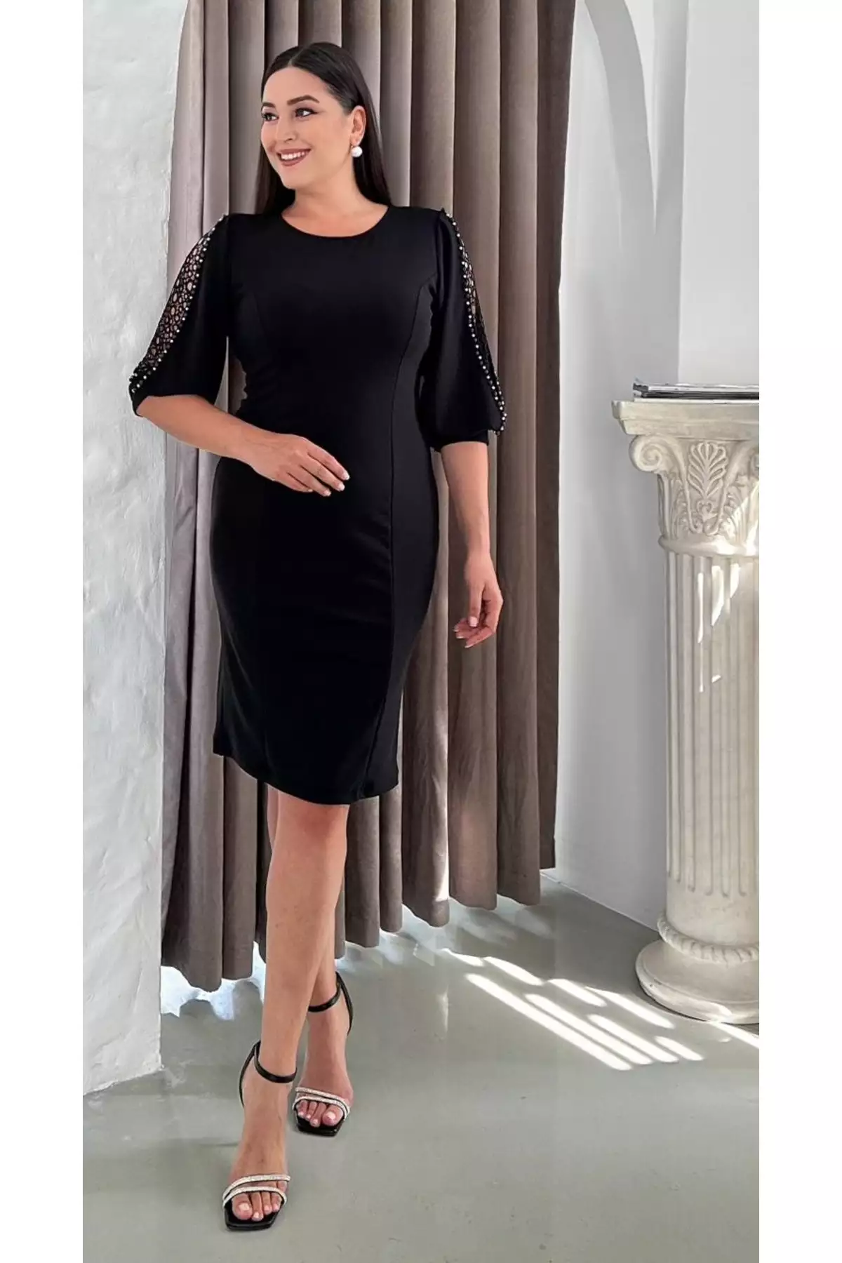 لباس مجلسی میدی با یقه گرد و آستینهای مروارید دوزی شده برای بانوان سایز بزرگ 24073 برند Butik Nilyam - 822784916