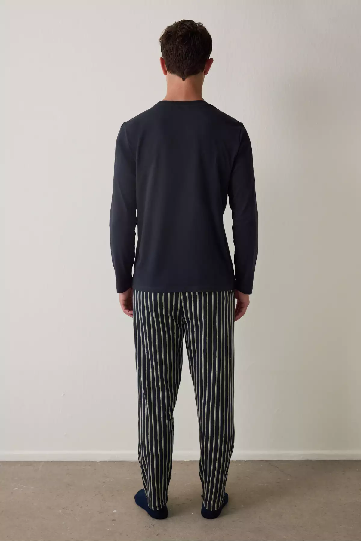 ست پیژامه مردانه یقه گرد آستین بلند خط دار برند Penti - 1020725306