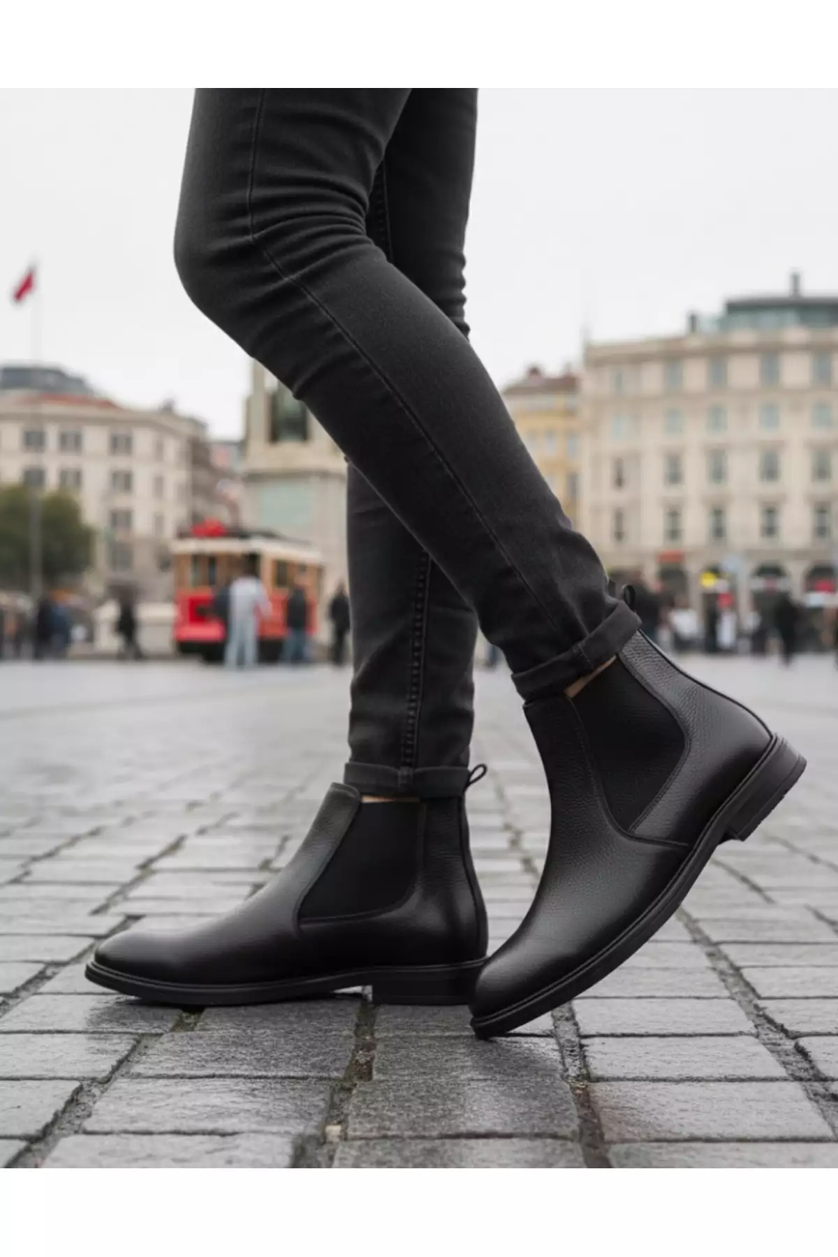 مدل چلسیا بوت روزمره از چرم طبیعی با زیره ارتوپدیک، مقاوم در برابر آب و سرما و با سایز کامل برند Zegeshoes - 981746296