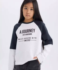 تیشرت دخترانه با یقه گرد و آستین بلند، سایز بزرگ و طرح چاپی برند Defacto - 888613971