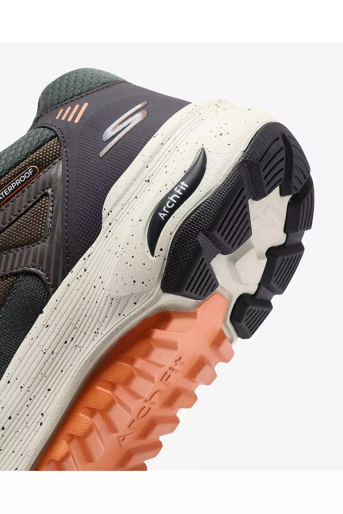 چکمه مخصوص Outdoor مردانه گو واک مدل آرچ فیت کد 216471 رنگ خاکی برند Skechers - 875698941