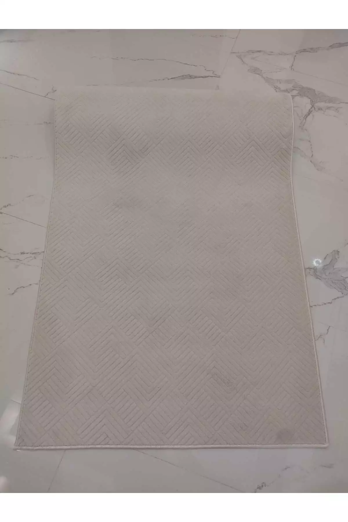 روفرشی با زیره لغزنده برای اتاق نشیمن، راهرو و آشپزخانه - راهپله کرم رنگ برند Merinos - 808328288