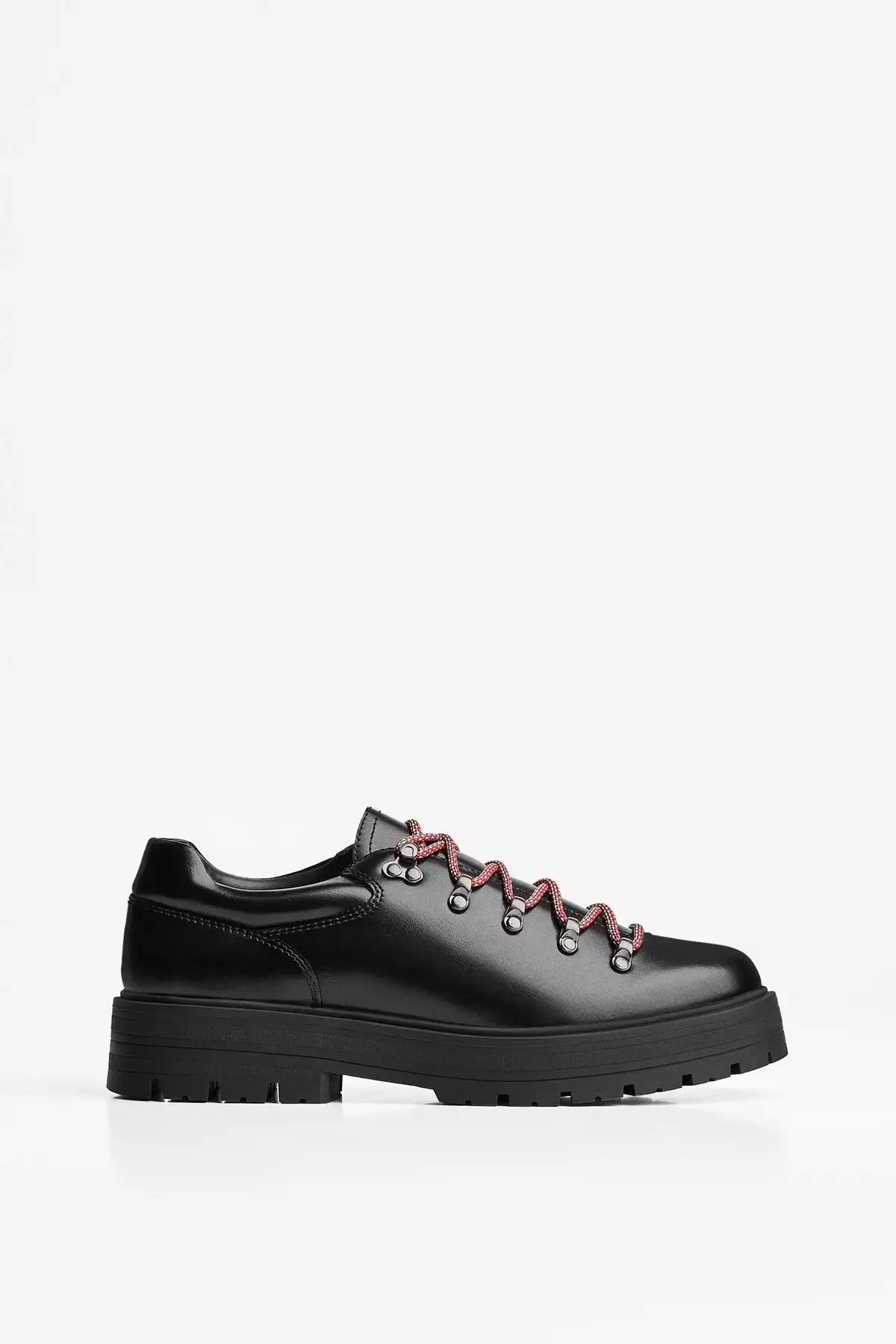 کفش با جزئیات فلزی برند Bershka - 962573695