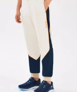 شلوار ورزشی مردانه M Diagonal Lw Fleece Jogger به رنگ کرمی (BEJ) برند Skechers - 926973366