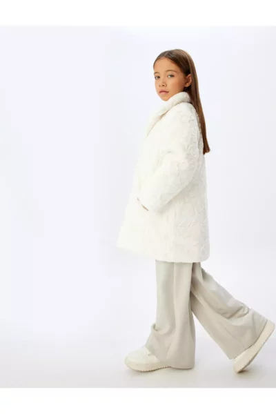 پالتوی پلوش با جزئیات جیب و آستین بلند برند Koton - 869194362