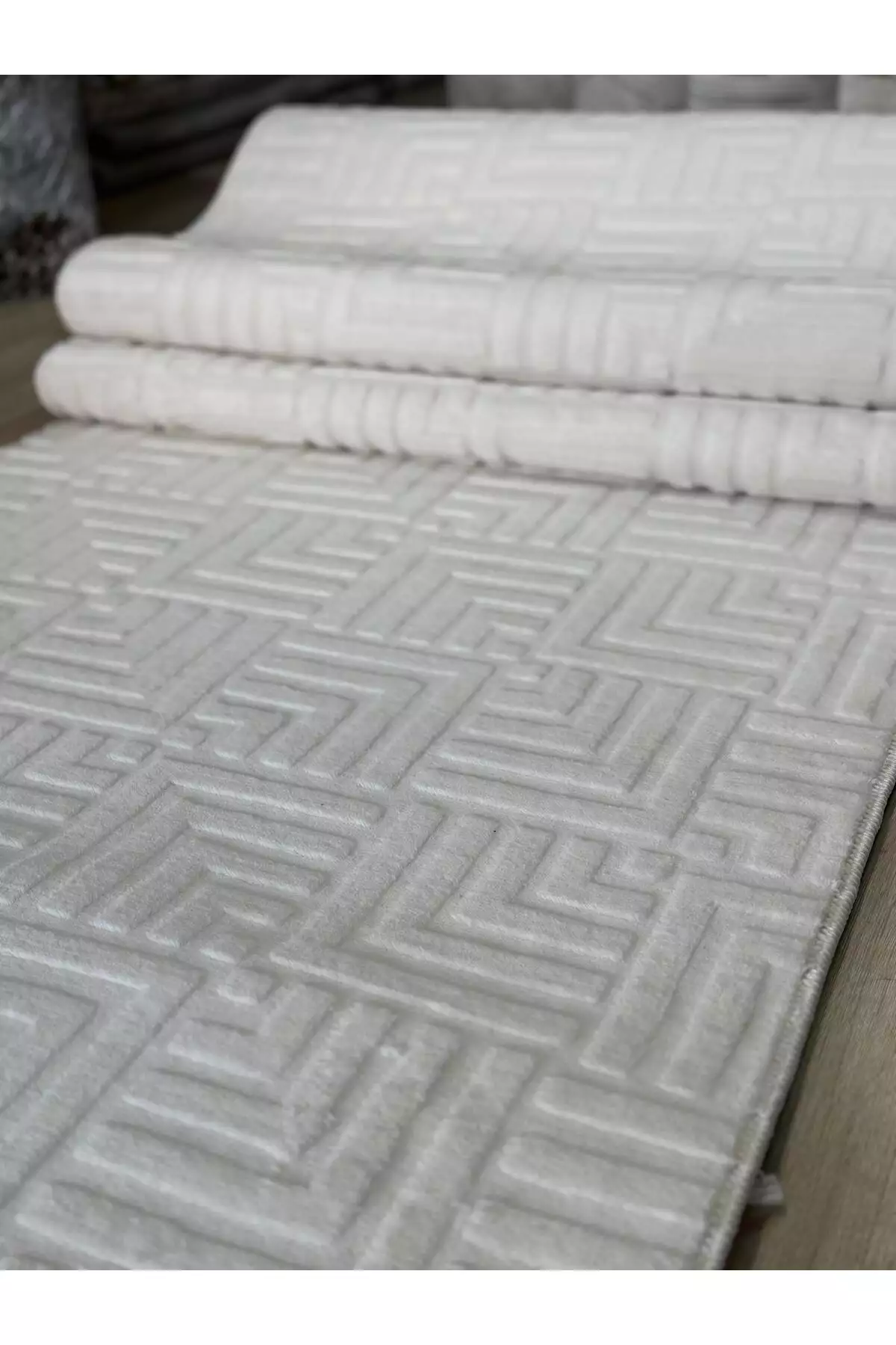 رولیف الیت بافت دار کرم فرش راهرو با زیره ضد لغزش برند Merinos - 873211308