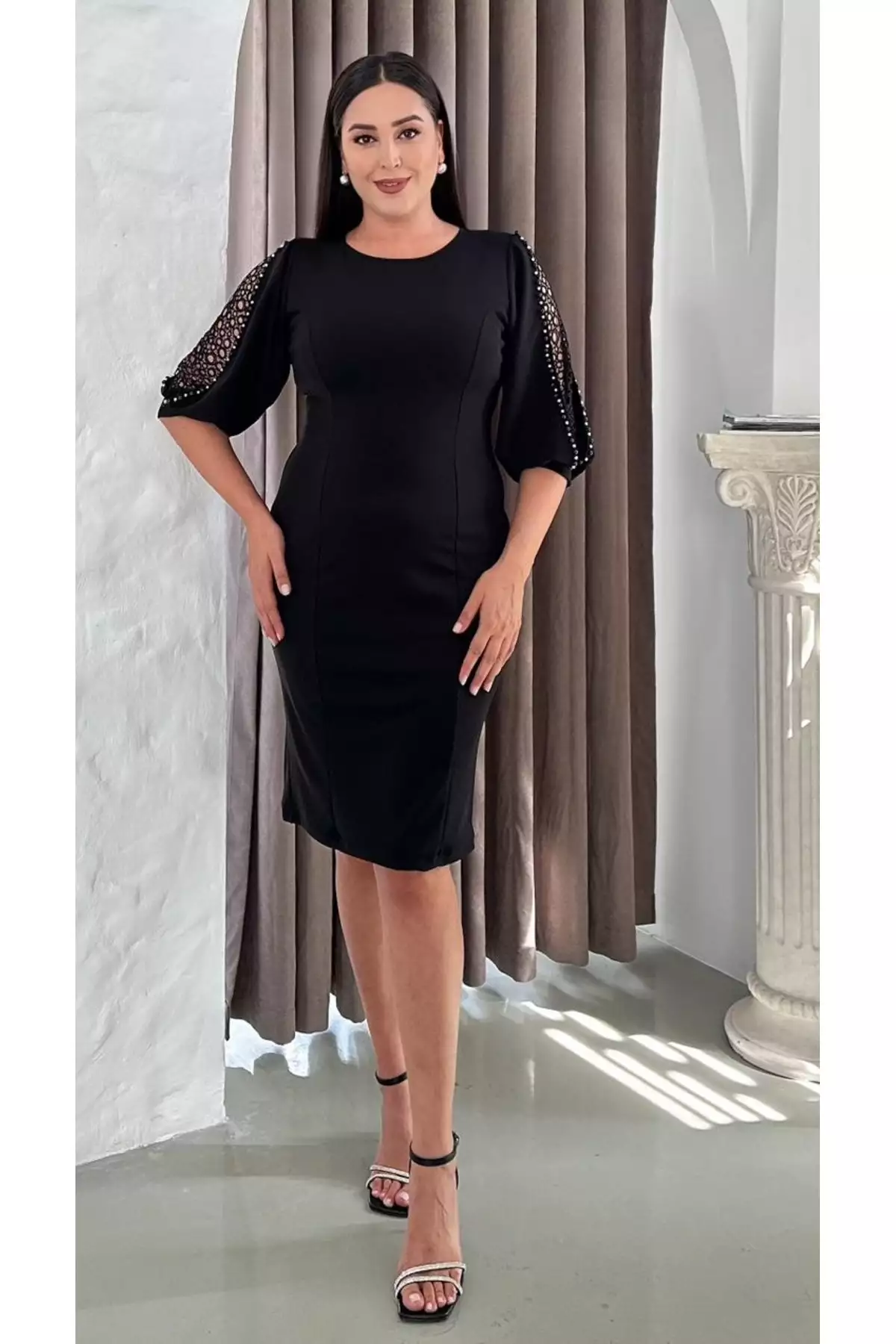 لباس مجلسی میدی با یقه گرد و آستینهای مروارید دوزی شده برای بانوان سایز بزرگ 24073 برند Butik Nilyam - 822784916