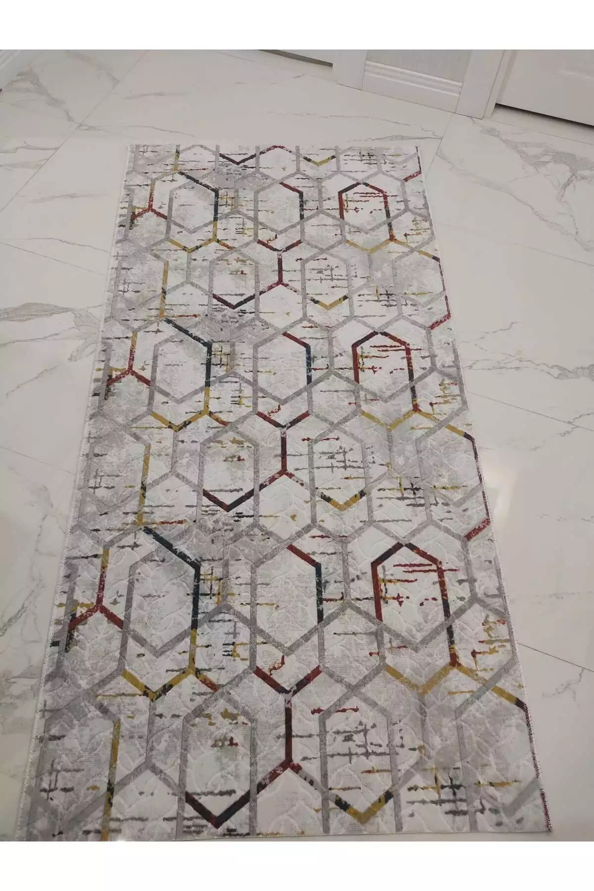 فرش راهرو چند منظوره مریانوس با زیره ضد لغزش و نمدی مناسب برای اتاق، سالن، راهرو و آشپزخانه برند Merinos - 799684965