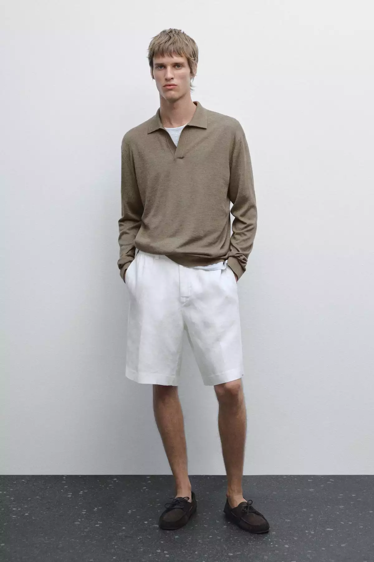 کیس پولو یقه وی، ژاکت با یقه پولو برند Massimo Dutti - 963076468