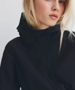 بادگیر نایلونی کوتاه برند H&M - 901444998