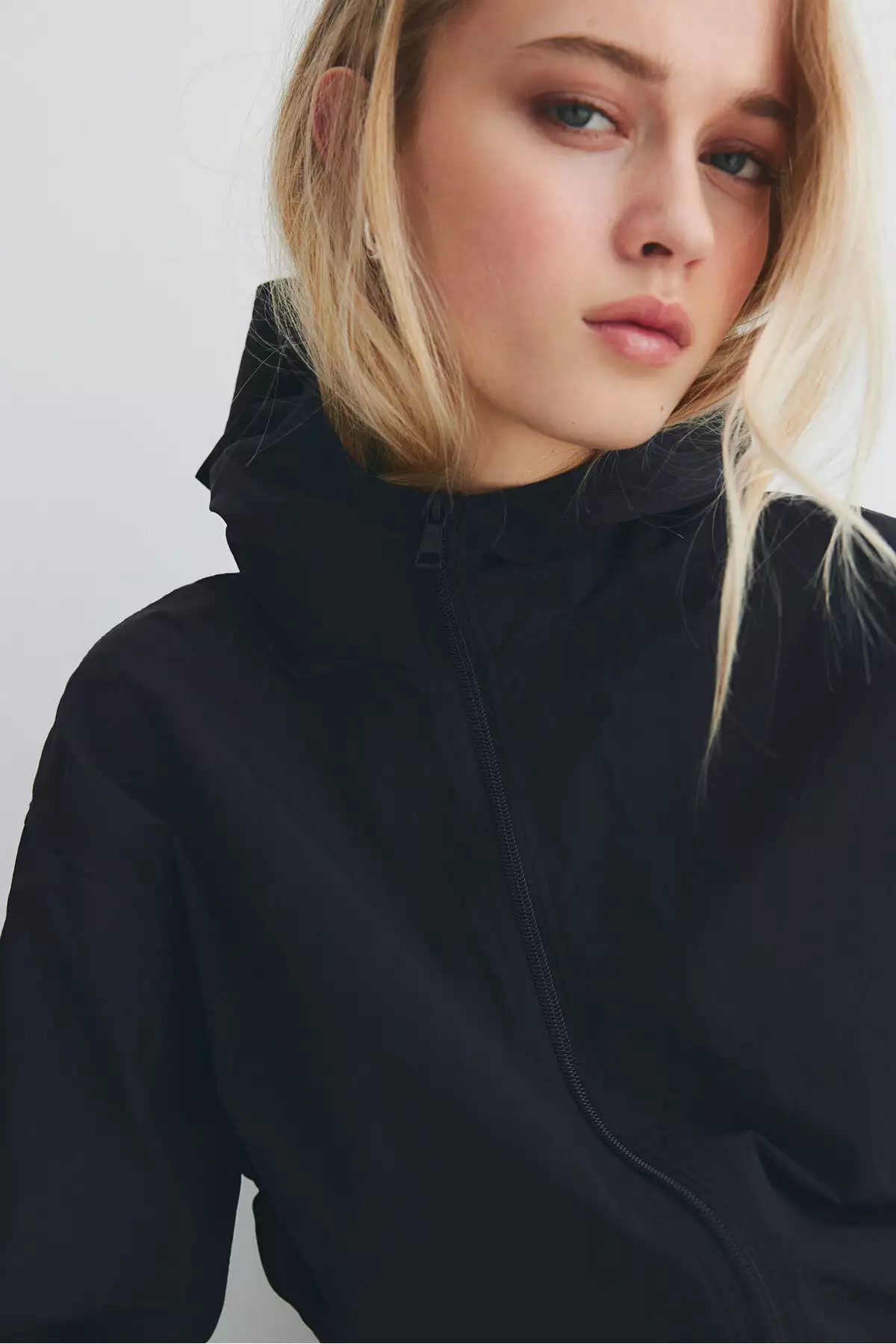 بادگیر نایلونی کوتاه برند H&M - 901444998