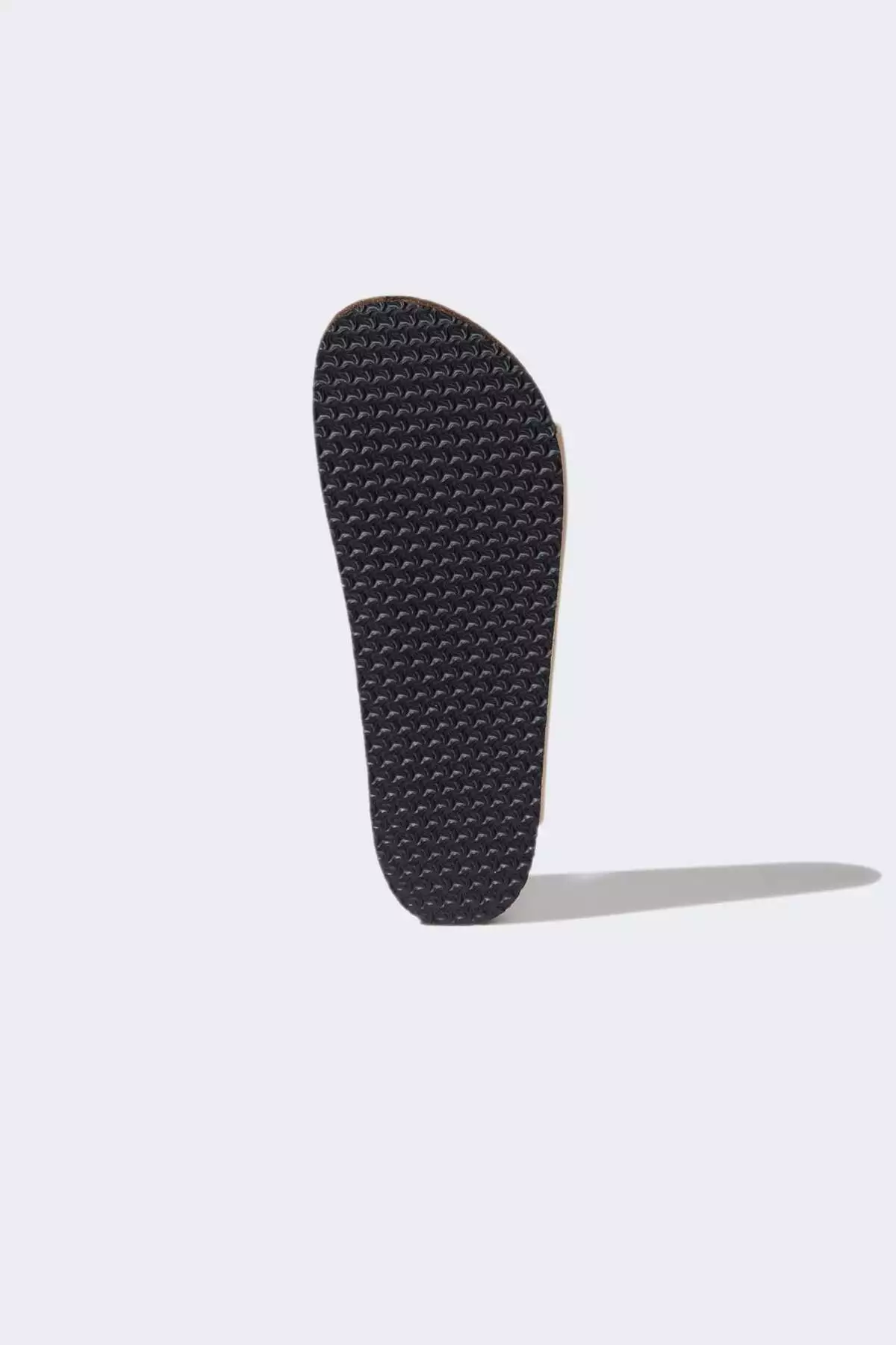 دمپایی مردانه با زیره صاف و دو بند از جنس چرم مصنوعی C3755AX24HS برند Defacto - 835777631