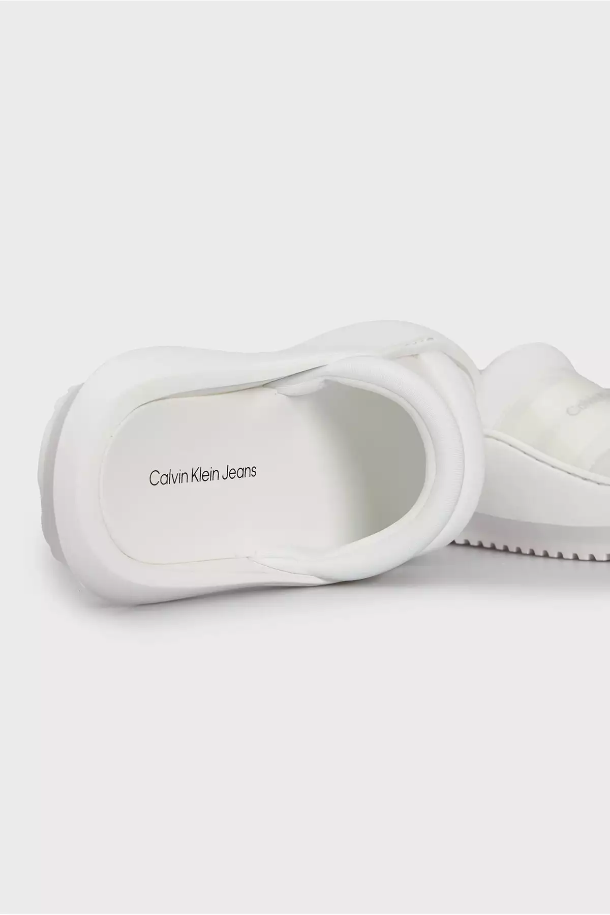 ترکیب تریلیک TPU در صندل مت لوکس برند Calvin Klein - 889682070