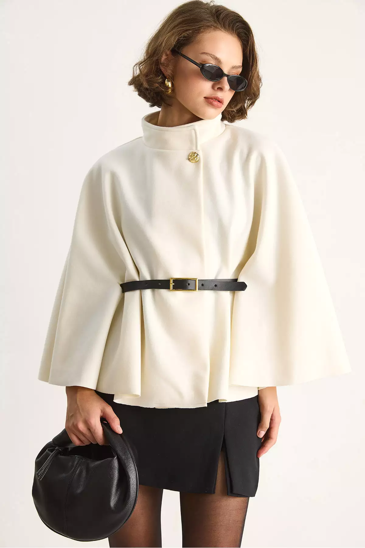 پانچو زنانه با جزئیات دکمه طلایی و کمربند 2712 60261570 برند Bianco Lucci - 984783802