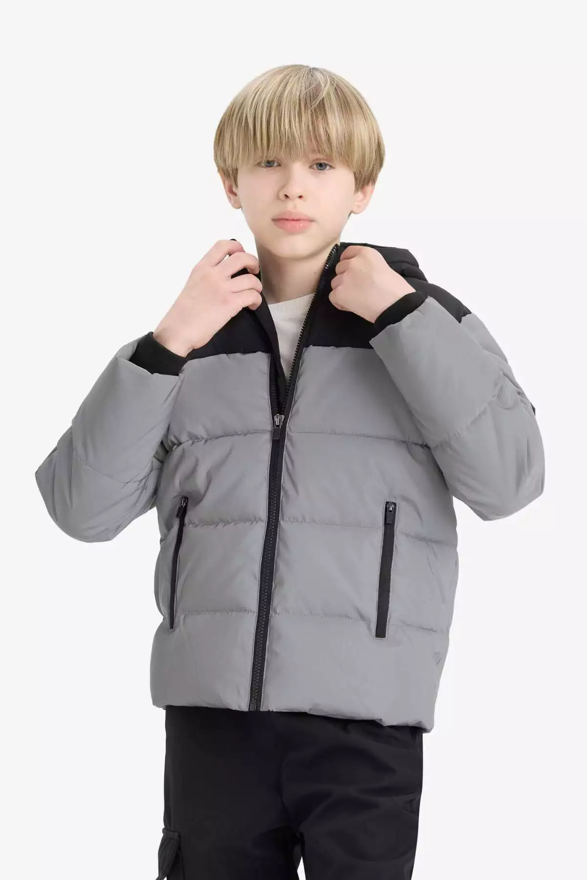 پالتوی کاپشن کلاهدار با کلاه و آستر پشمی ضد آب برای پسران - کد E9348A825WN برند Defacto - 993840677