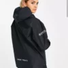 هودی ورزشی دویدن با قابلیت تنفس Gore-Tex Infinium - کاپشن ضدآب و ضدباد زنانه سیاه رنگ برند Nike - 951086385