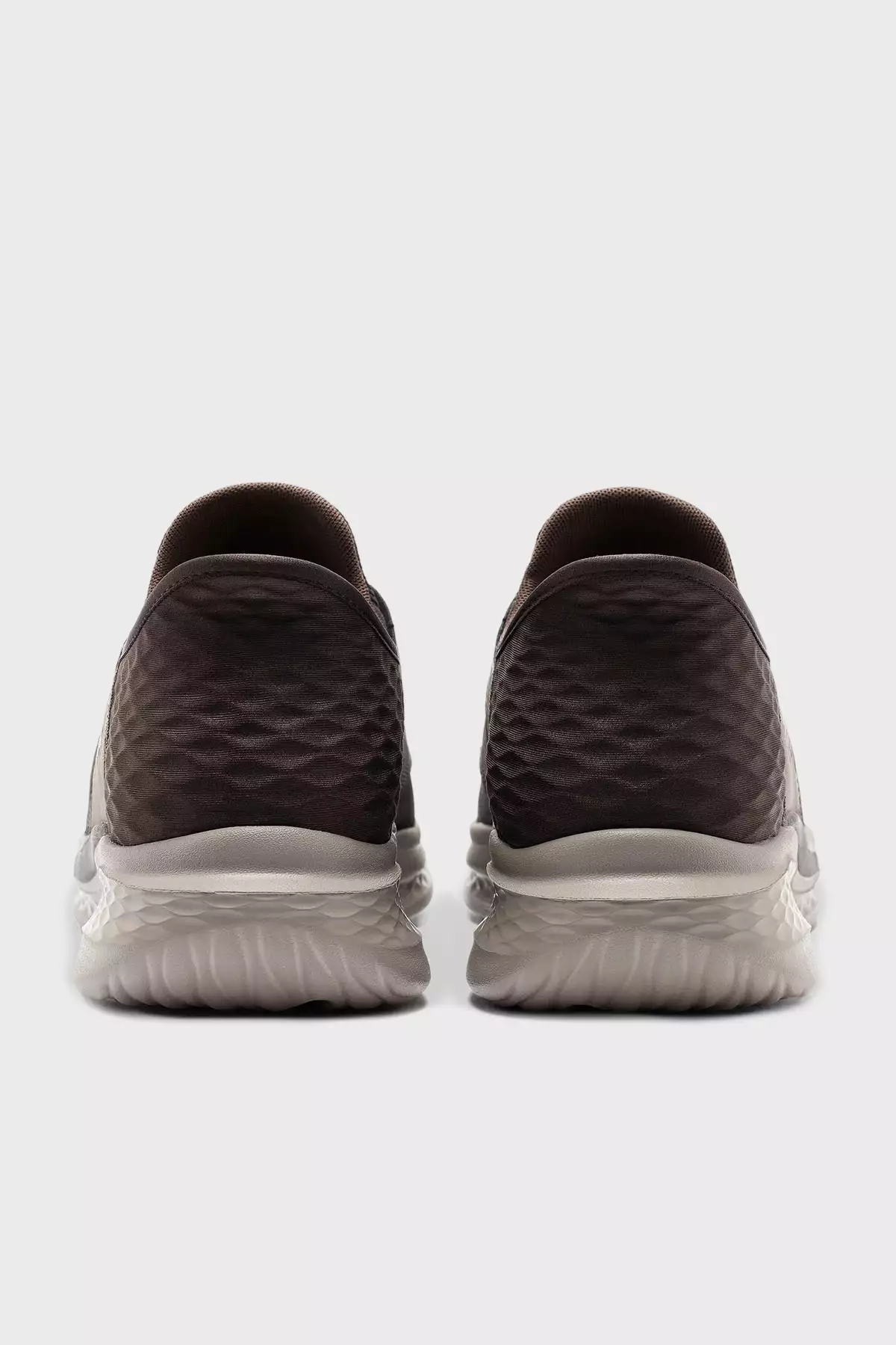 کفش روزمره مردانه اسلید-مکلین با ترکیب چرم 210890 شکلاتی برند Skechers - 1020237740