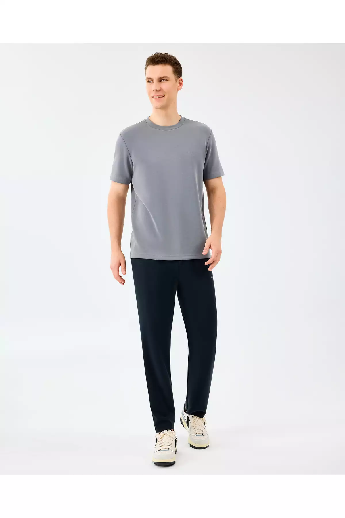 شلوار ورزشی مردانه M Slim Pant رنگ مشکی مدل S2510042-3817 برند Skechers - 984760051