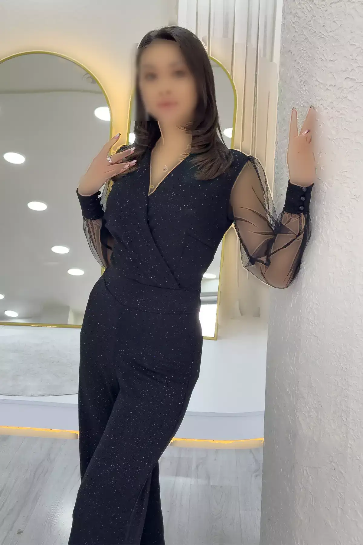 جامه شب زنانه با یقه کراواتی و آستین توری، در رنگهای بنفش، مشکی، سرمهای، گلبهی، نقرهای و سبز. برند thezkscom - 1033284992