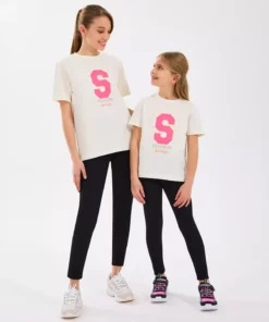 تیشرت گرافیکی بزرگ دخترانه رنگ سفید مدل SK2510016-102 برند Skechers - 928427653