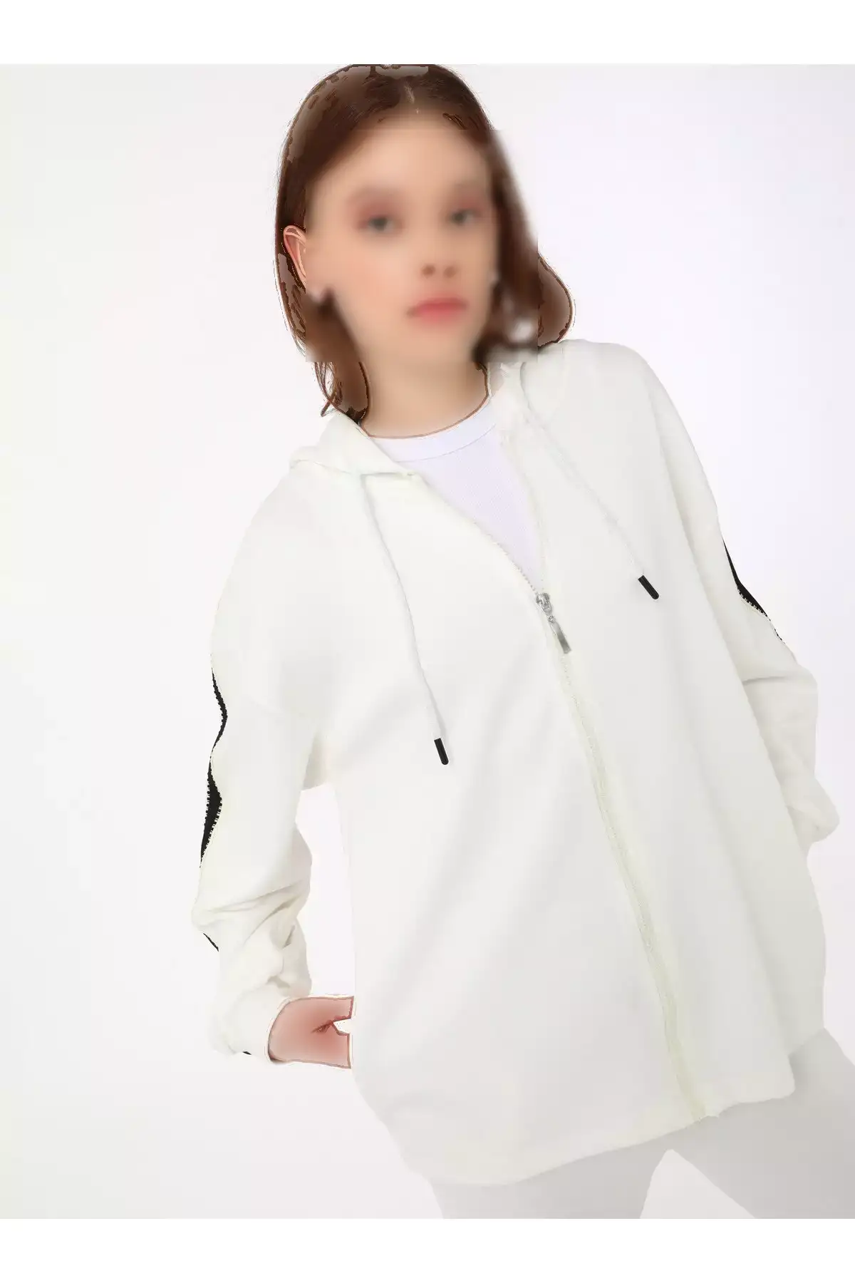 ست سویشرت و شلوار مدال با جزئیات نوار - رنگ کرم برند Benin - 922680061