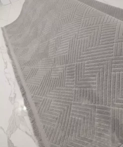 فرش اتاق، سالن، راهرو و آشپزخانه با لبه‌های طوسی و زیره‌ی ضد لغزش برند Merinos - 812051604