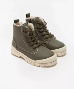 بوت بچهگانه مردانه LCW STEPS با ظاهر چرم هاکی برند LC Waikiki - 1020067466