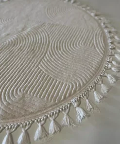 رولیف گرد بافت دار حاشیهدار خوش رنگ کِرم رنگ با زیره ضد لغزش فرش راهرو برند Merinos - 980919567