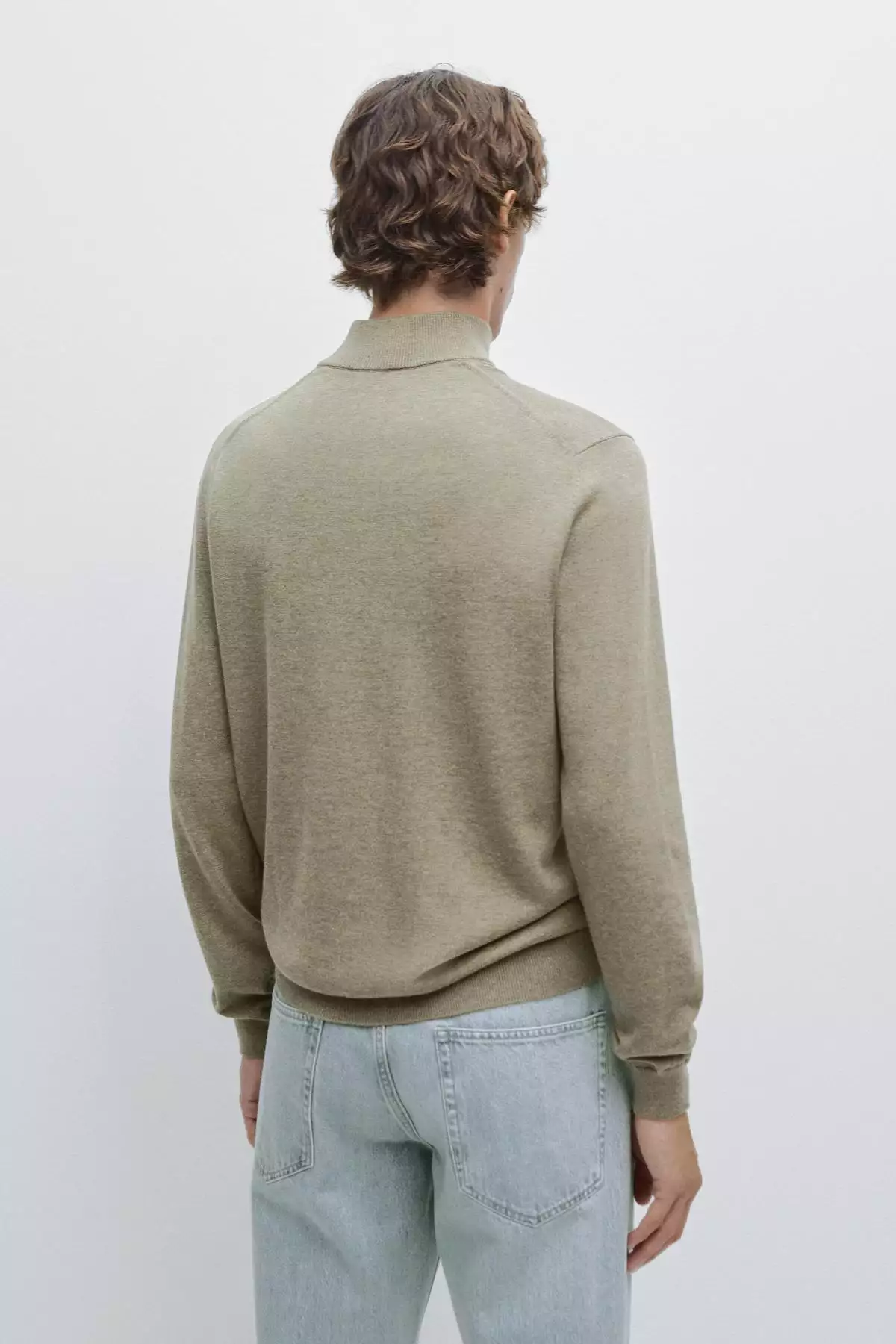 کلاه قلاب بافی یقه دیپ برند Massimo Dutti - 977920630
