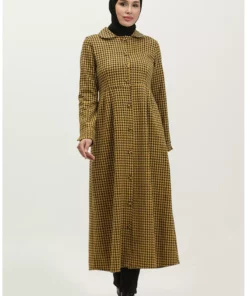 کاپ دکمهدار طرح کهنهسازی 1981-02 به رنگ زعفرانی برند sefamerve - 833440051
