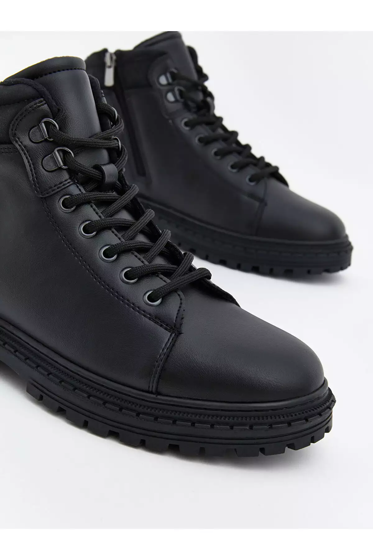 چکمه مردانه بند دار و زیپی ویژن مدل فصل جدید برند LC Waikiki - 1018488886