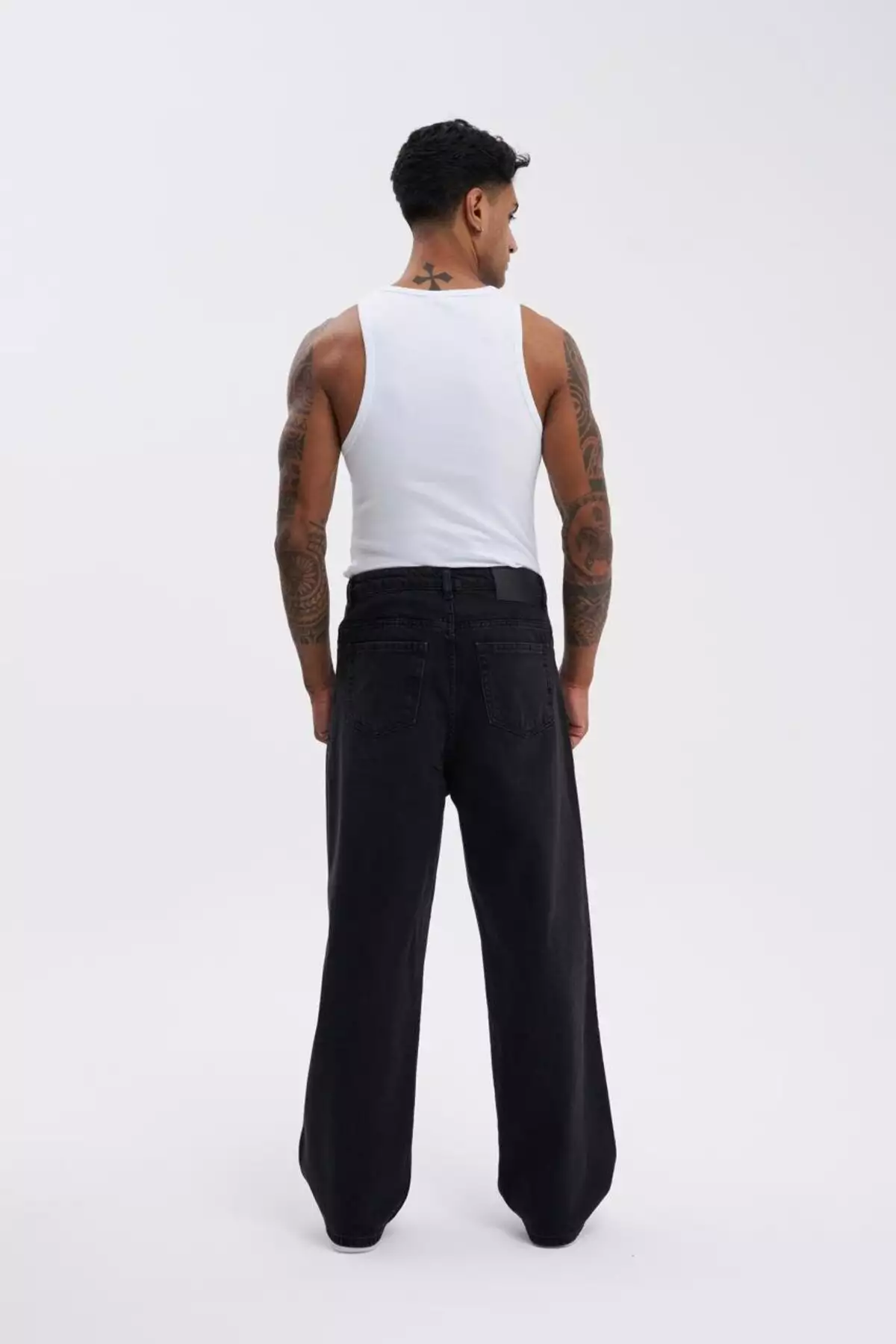 شلوار جین کمر گشاد و اورسایز مردانه رنگ آسفالت برند Machinist - 816211016