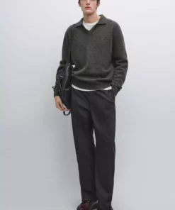 پولوشرت با یقه V و بافت کنترست دار برند Massimo Dutti - 991305250