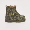 بوت نوزاد پسر با طراحی کموفلاژ و آستر پشمی، دارای بند و زیپ برند LC Waikiki - 940341870