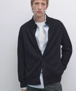 کاردیگان پشمی با یقه دیپ مشکلی برند Massimo Dutti - 1024810064