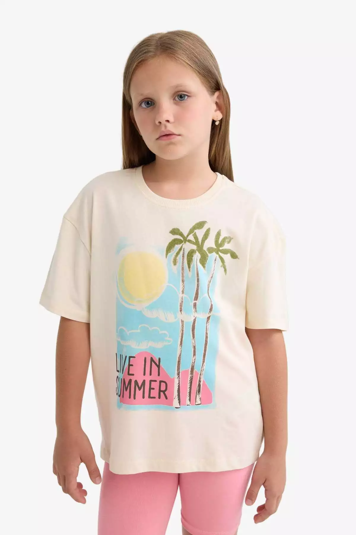 تیشرت کوتاه آستین دخترانه با یقه گرد و طرح ریسه مدل E0353A825SM برند Defacto - 941554137