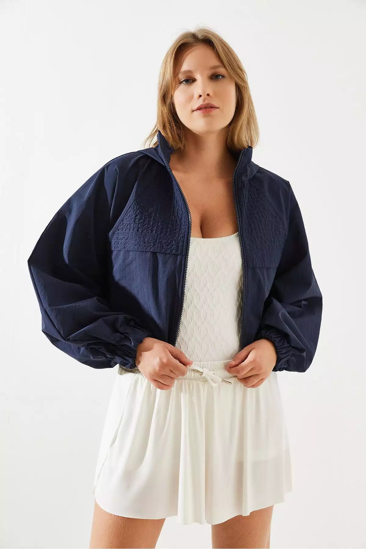 بارانی کلاهدار زنانه با درب پشت MBMS001 60501001 برند Bianco Lucci - 859647798