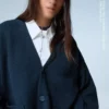 ژاکت با دکمه V یقه دار برند Bershka - 984750504