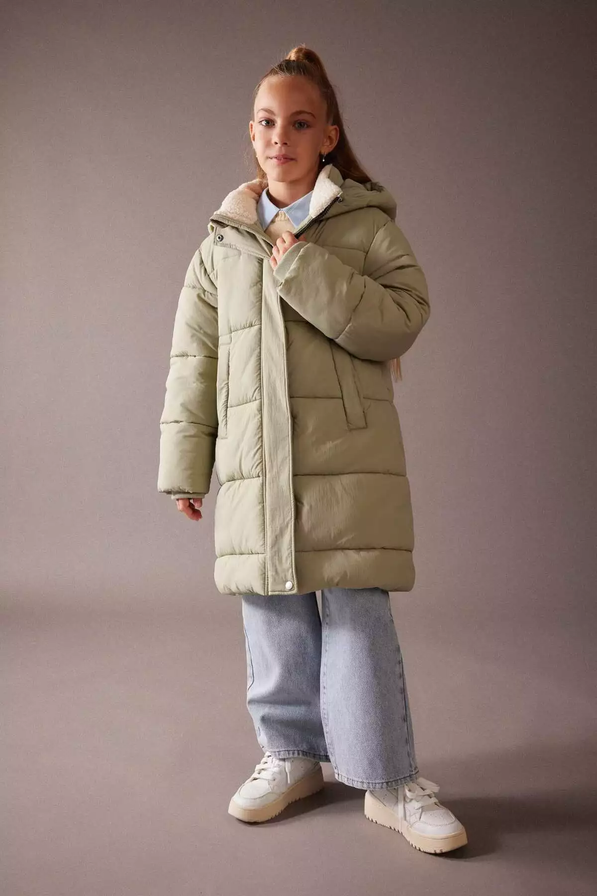 کاپشن بلند ضد آب با کلاه برای دختران کودک A0891A823AU برند Defacto - 771547721