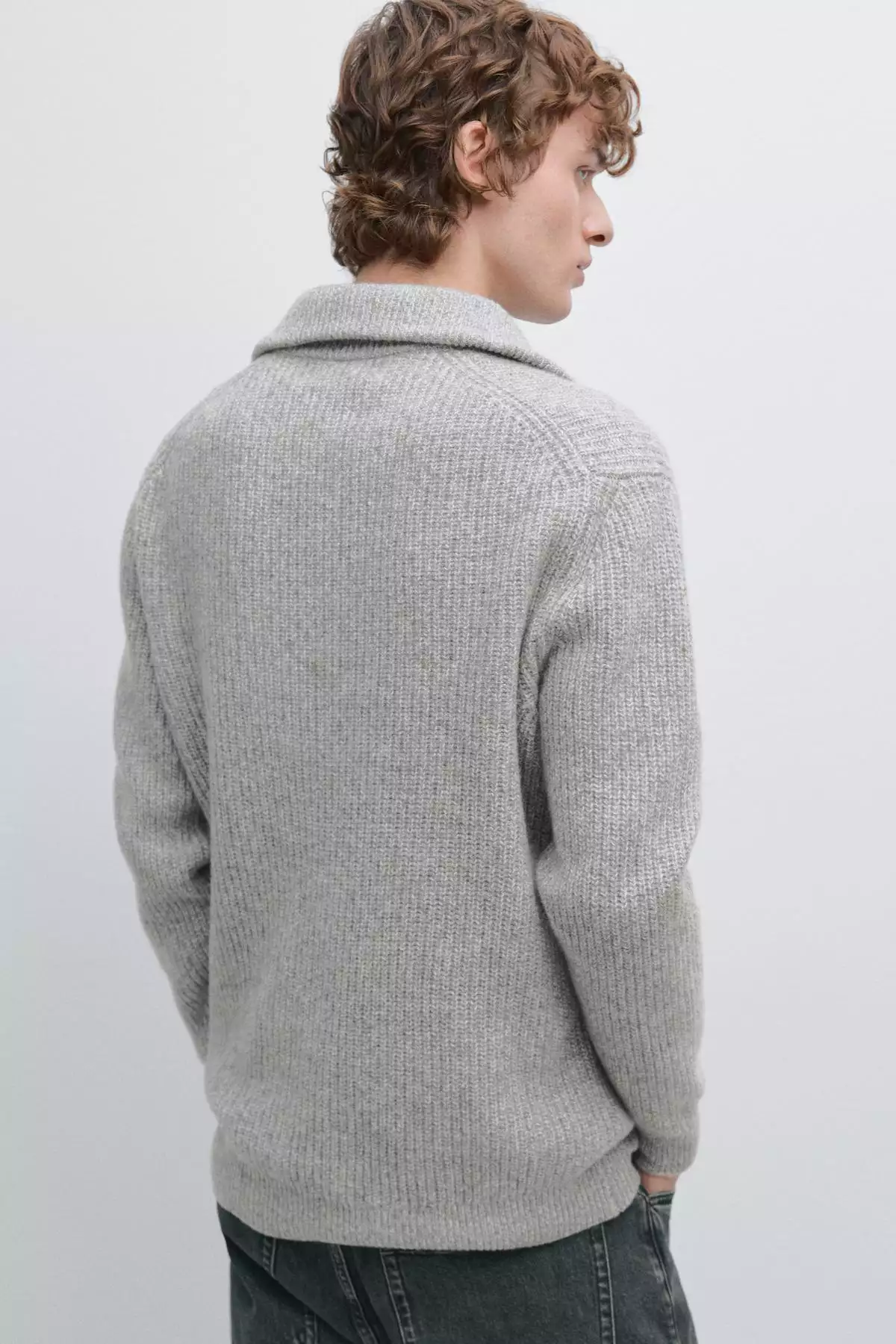 بافتنی یقهای ایستاده ۱۰۰٪ پشمی برند Massimo Dutti - 991315123