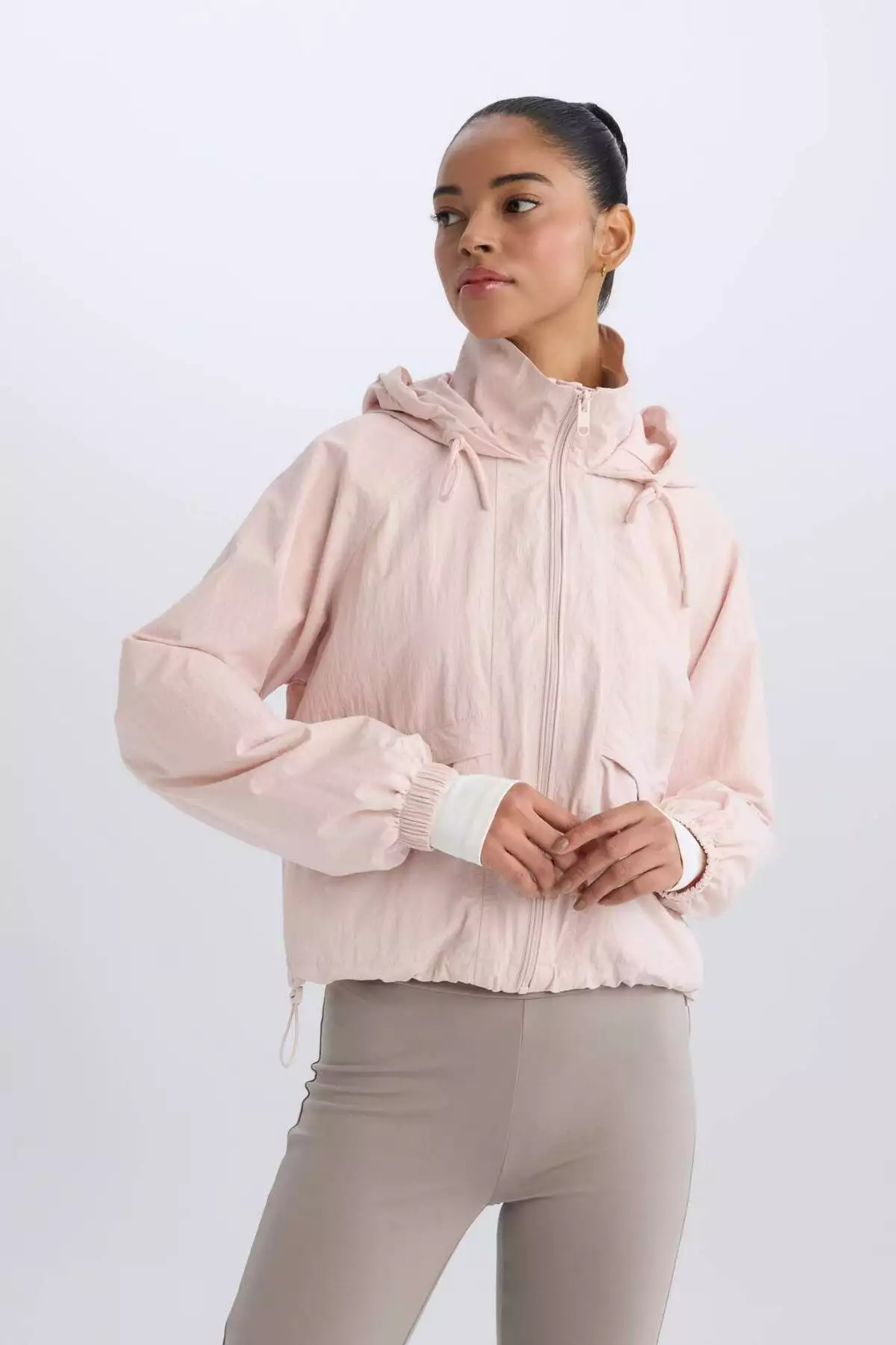 بارانگیر نازک با کلاه و جیب، مناسب برای استفاده در باران برند Defacto - 902001832