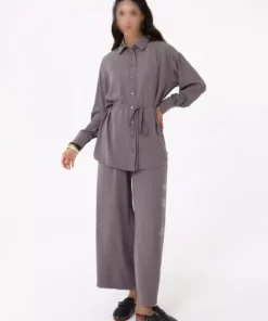 ست دو تکه شامل شلوار و پیراهن با کمر بند - رنگ بژ برند Refka - 980958721
